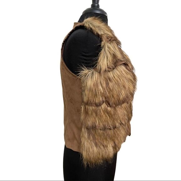 bagatelle Faux Fur Tiered Tie Front Vest Sz XS - Picture 4 of 12